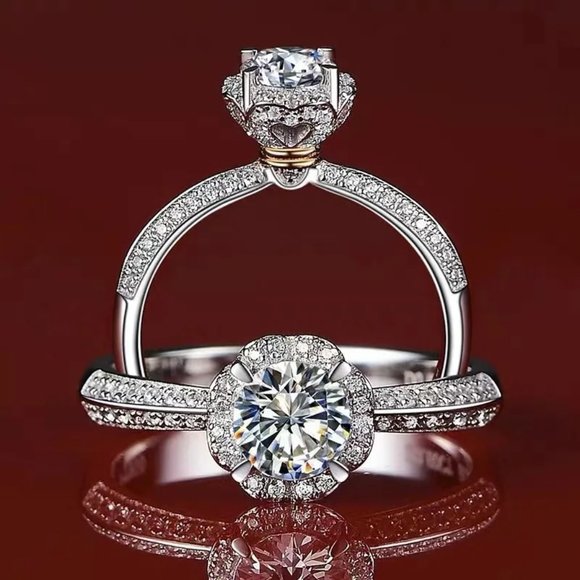 Beautiful Victorian Certified 1.00Ctw Moissanite Ring - Picture 5 of 5